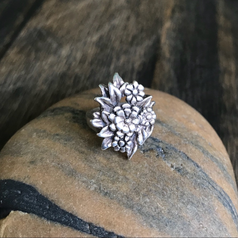 VINTAGE FLOWER BOUQUET STERLING SILVER RING SIZE 6